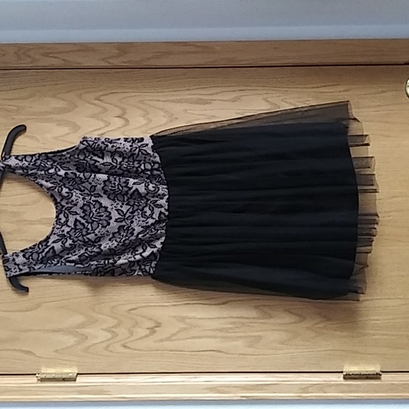 Good condition Dress - Picture 1 of 5